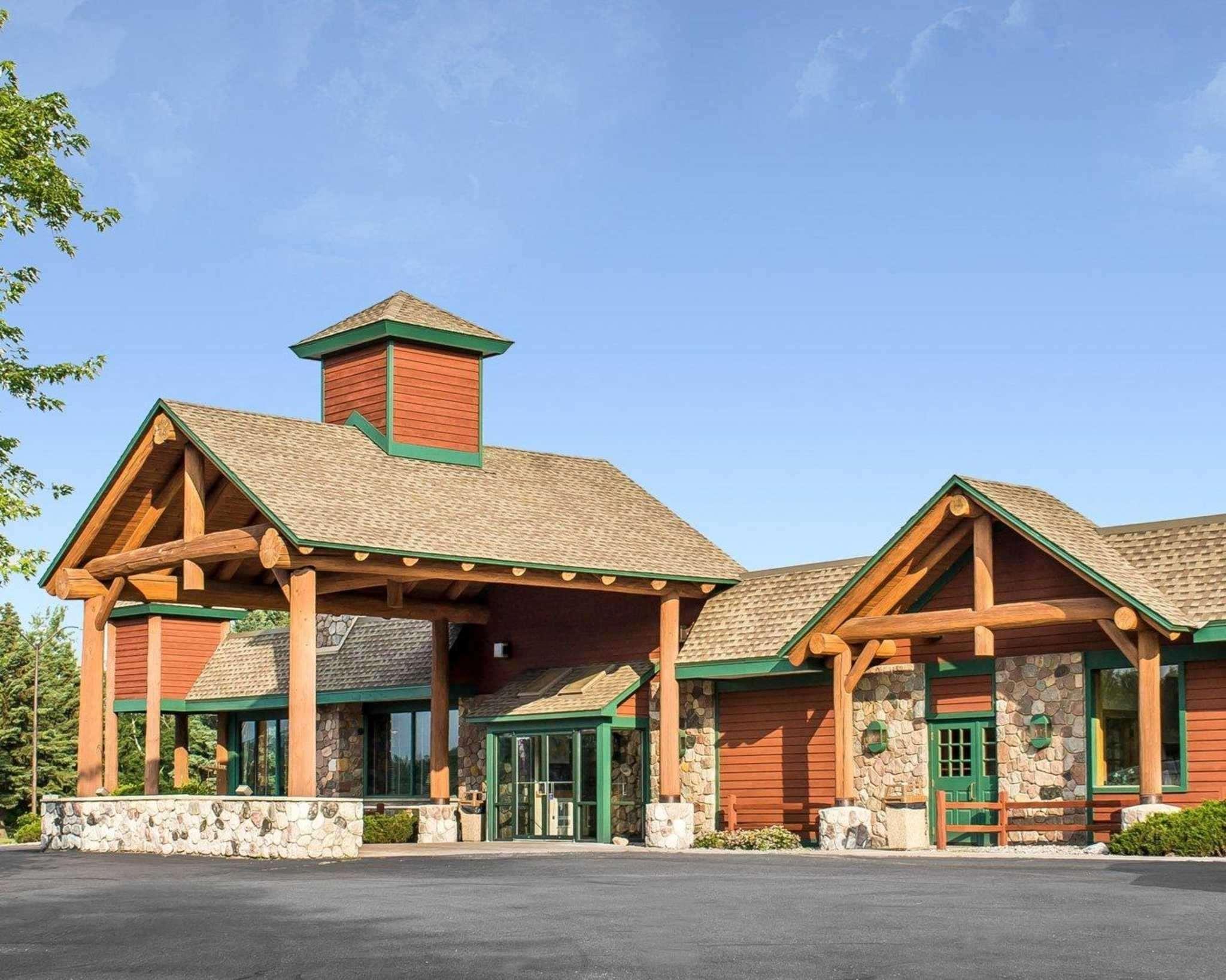 Quality Inn Rhinelander Exterior photo